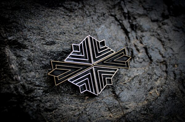 BROCHE GEOMÉTRICO