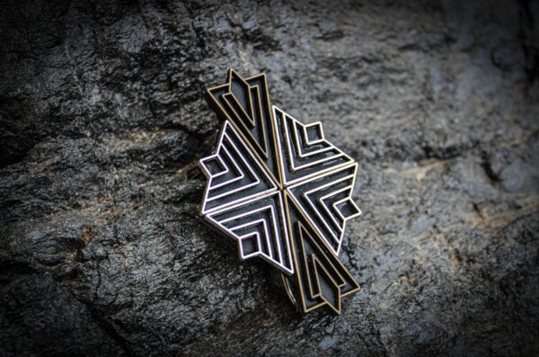 BROCHE GEOMÉTRICO