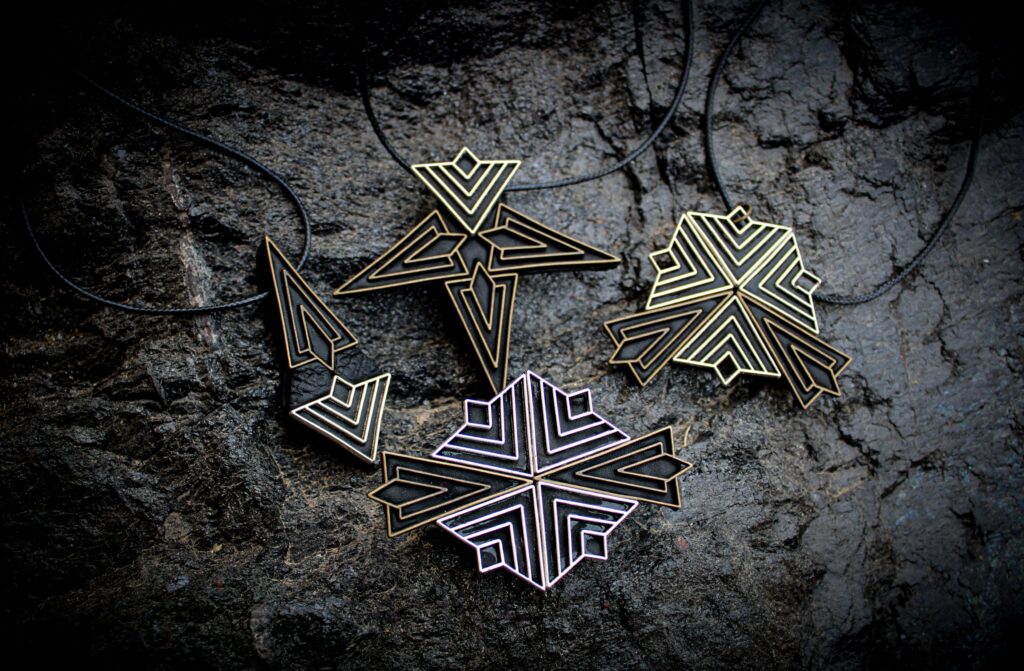 BROCHE GEOMÉTRICO